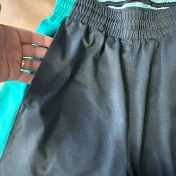 Nike Men’s Gray And Teal Dri Fit Shorts With Pockets Size Small - Picture 5 of 8